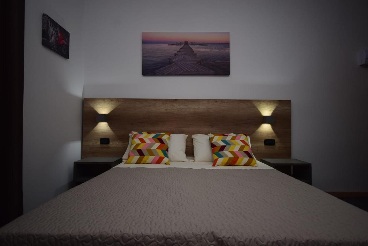רימיני Hotel Crisvan מראה חיצוני תמונה